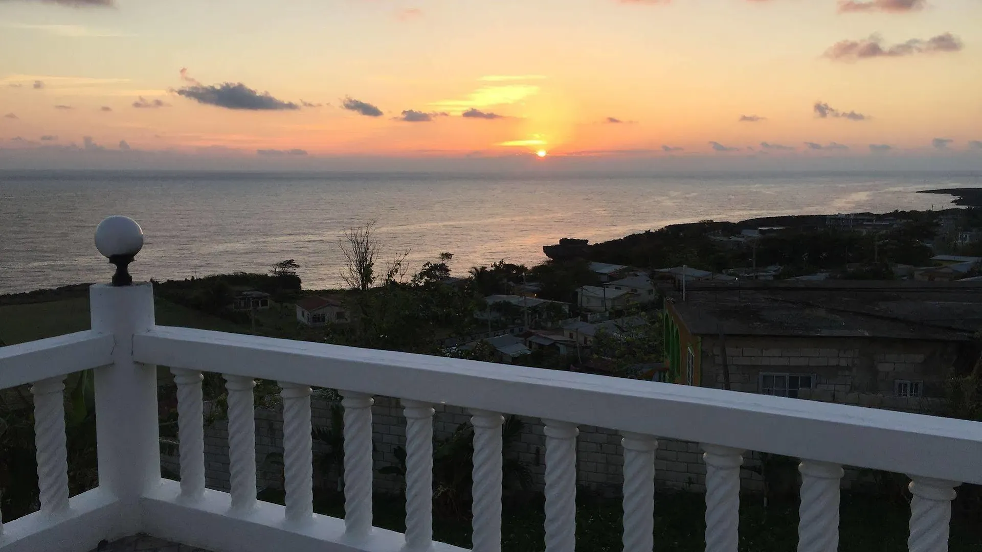 Villa Juanita Happy Grove 3*,  Jamaica