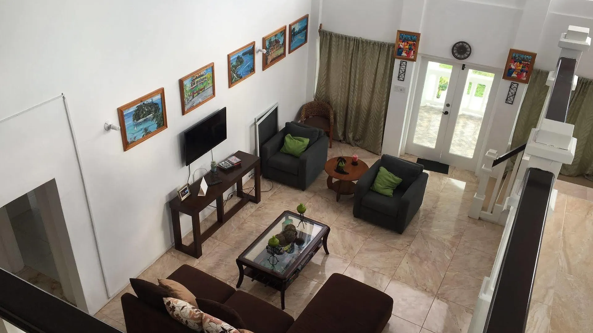 Villa Juanita Happy Grove Hotel