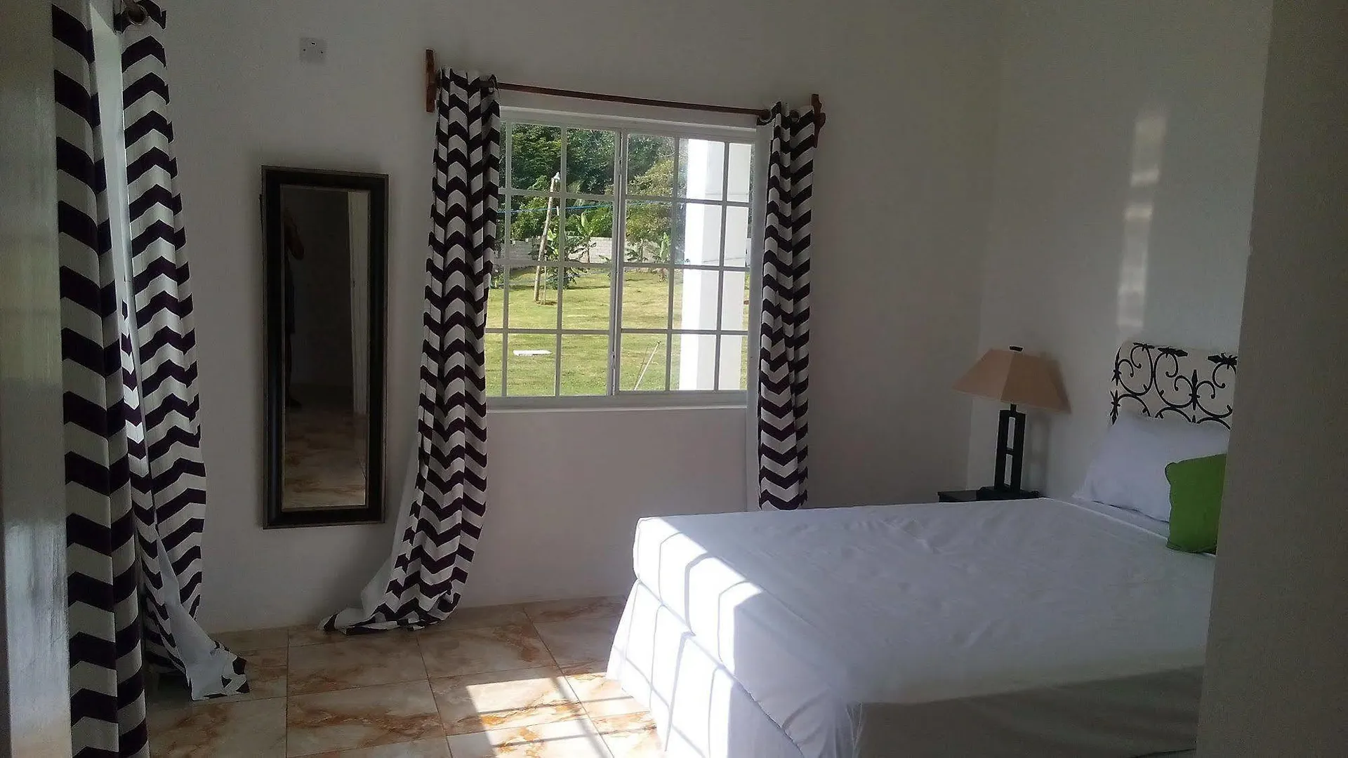 *** Hotel Villa Juanita Happy Grove Jamaica