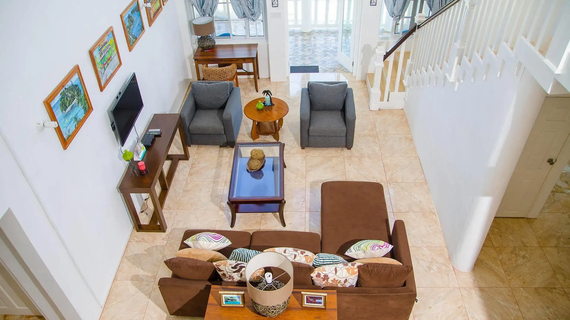 Villa Juanita Happy Grove Hotel