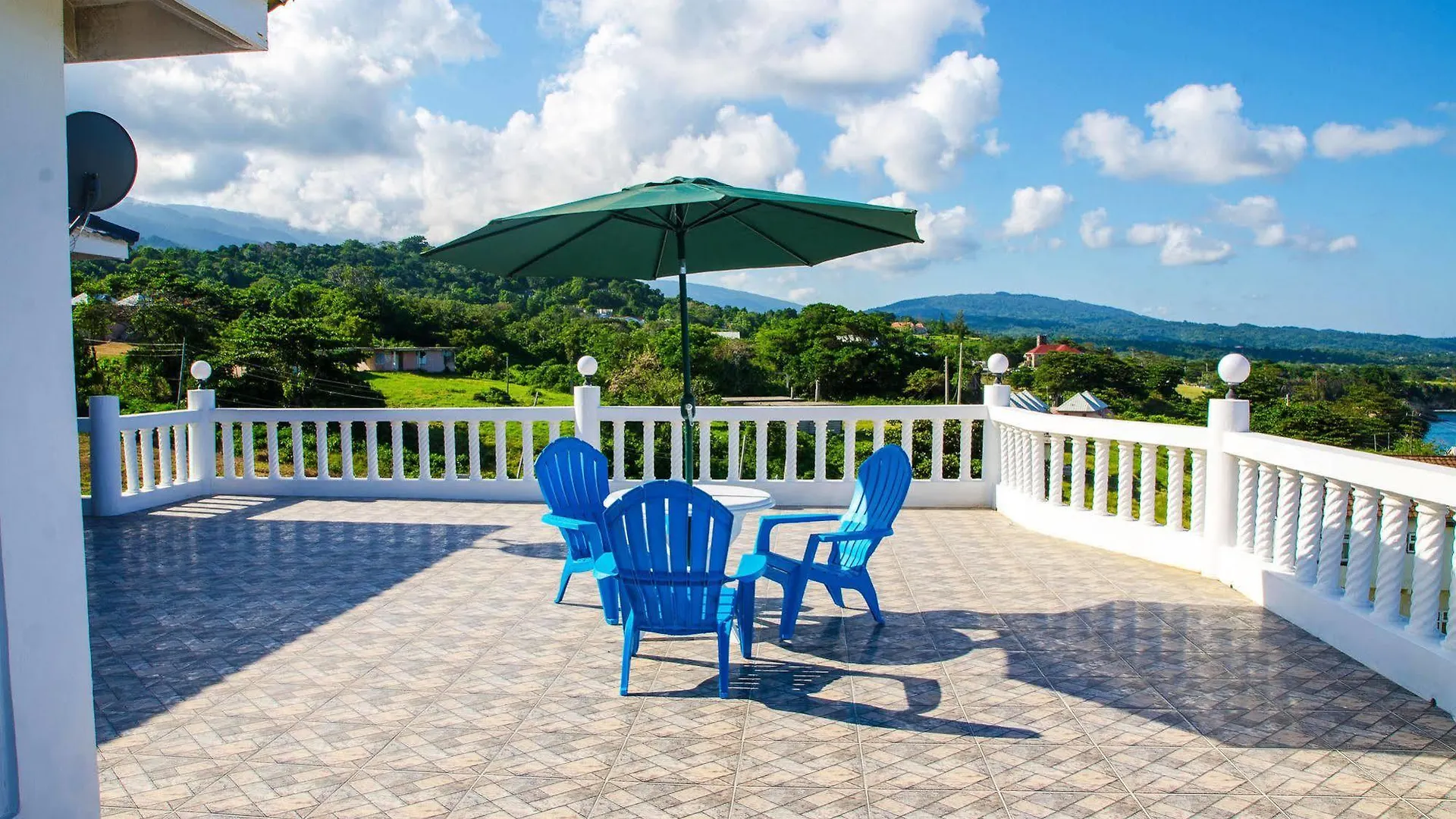 Villa Juanita Happy Grove 3*,  Jamaica
